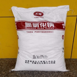 片堿（氫氧化鈉/NaOH）——火堿，苛性